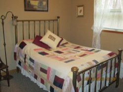 guest house second bedroom
